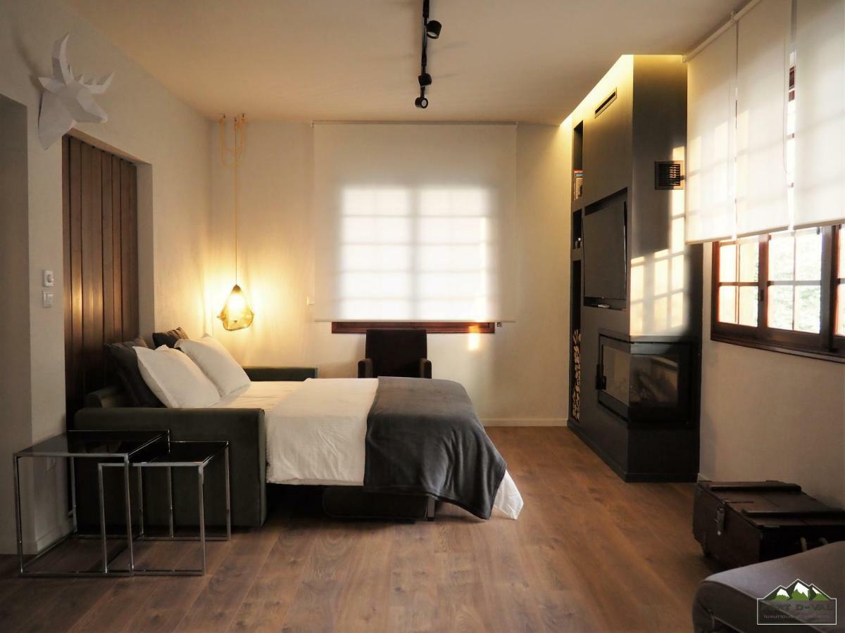 Fort D-Val Luxurious Apartment Ángistron Exterior foto